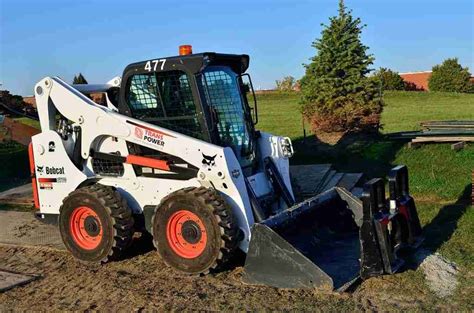 skid steer hire leicester|Hire a Bobcat S550 Skid Steer Loader .